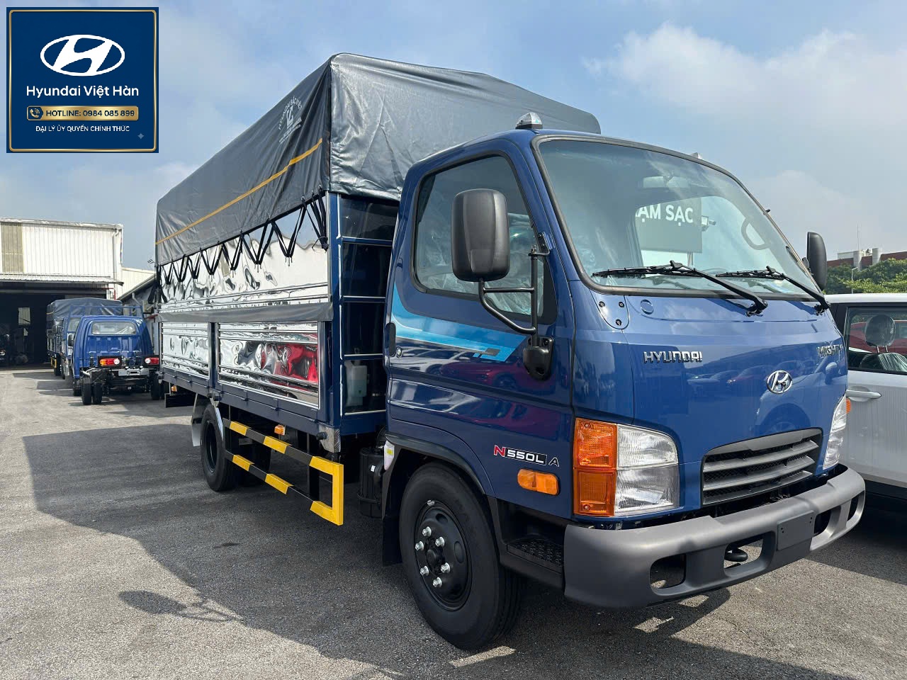 Giá xe Hyundai N550LA Thùng Bạt mới