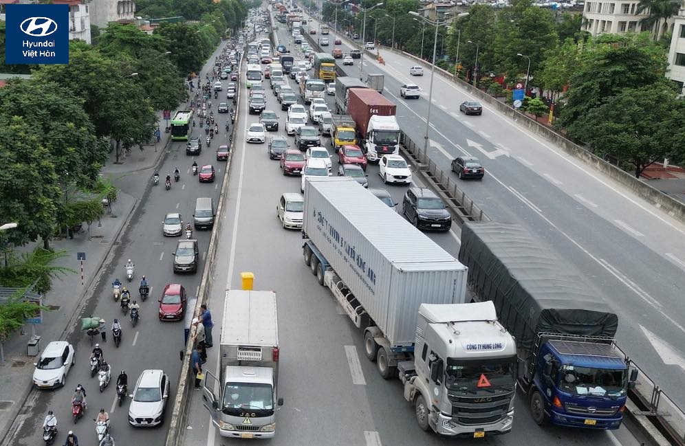 Hà Nội cấm xe tải vào vành đai 3 trên cao từ 1/1/2026