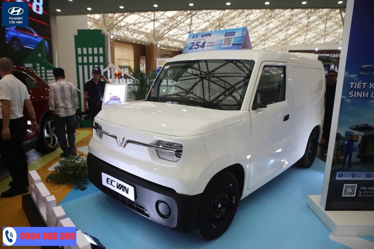 Hình ảnh xe van điện Vinfast EC Van mới