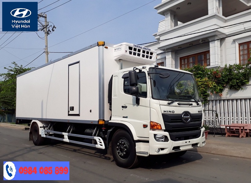 Hino FG8JT7A thùng đông lạnh 8 tấn 