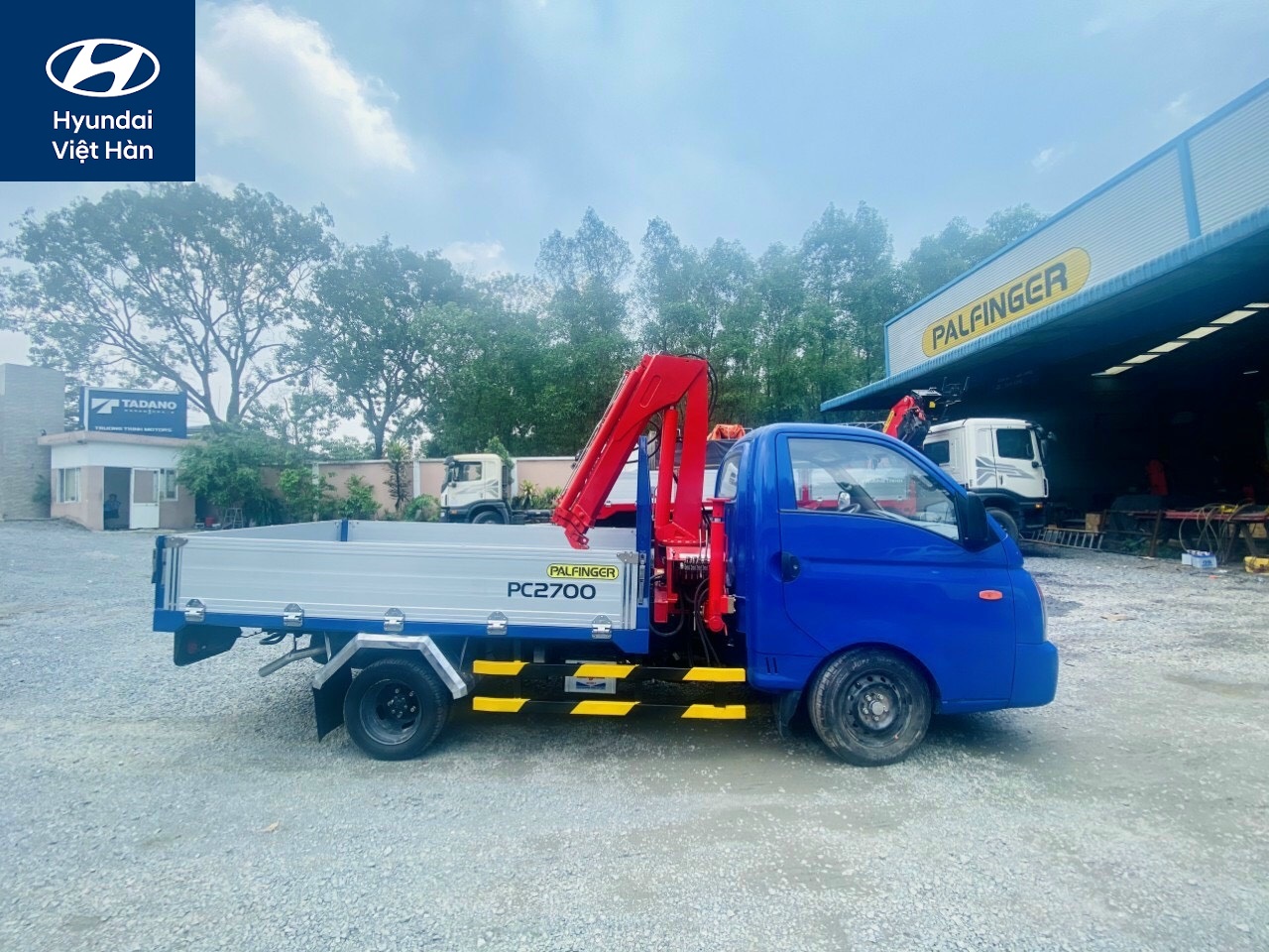 Hyundai Porter H150 gắn cẩu Palfinger