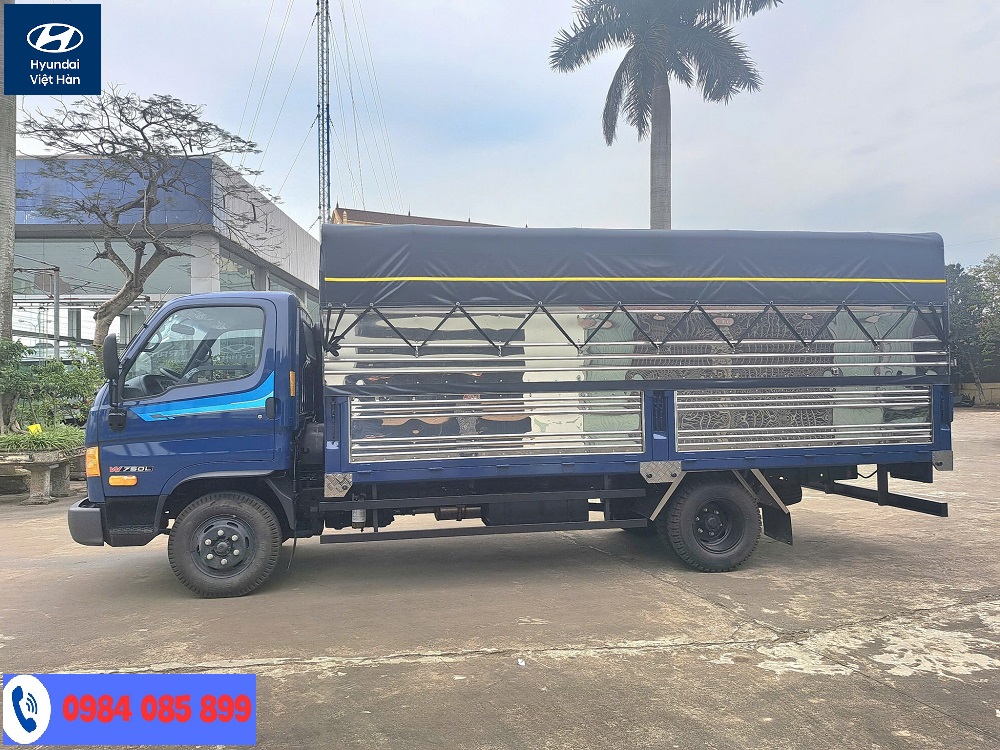 Hyundai W750L Thùng Bạt dài 5m thế hệ mới