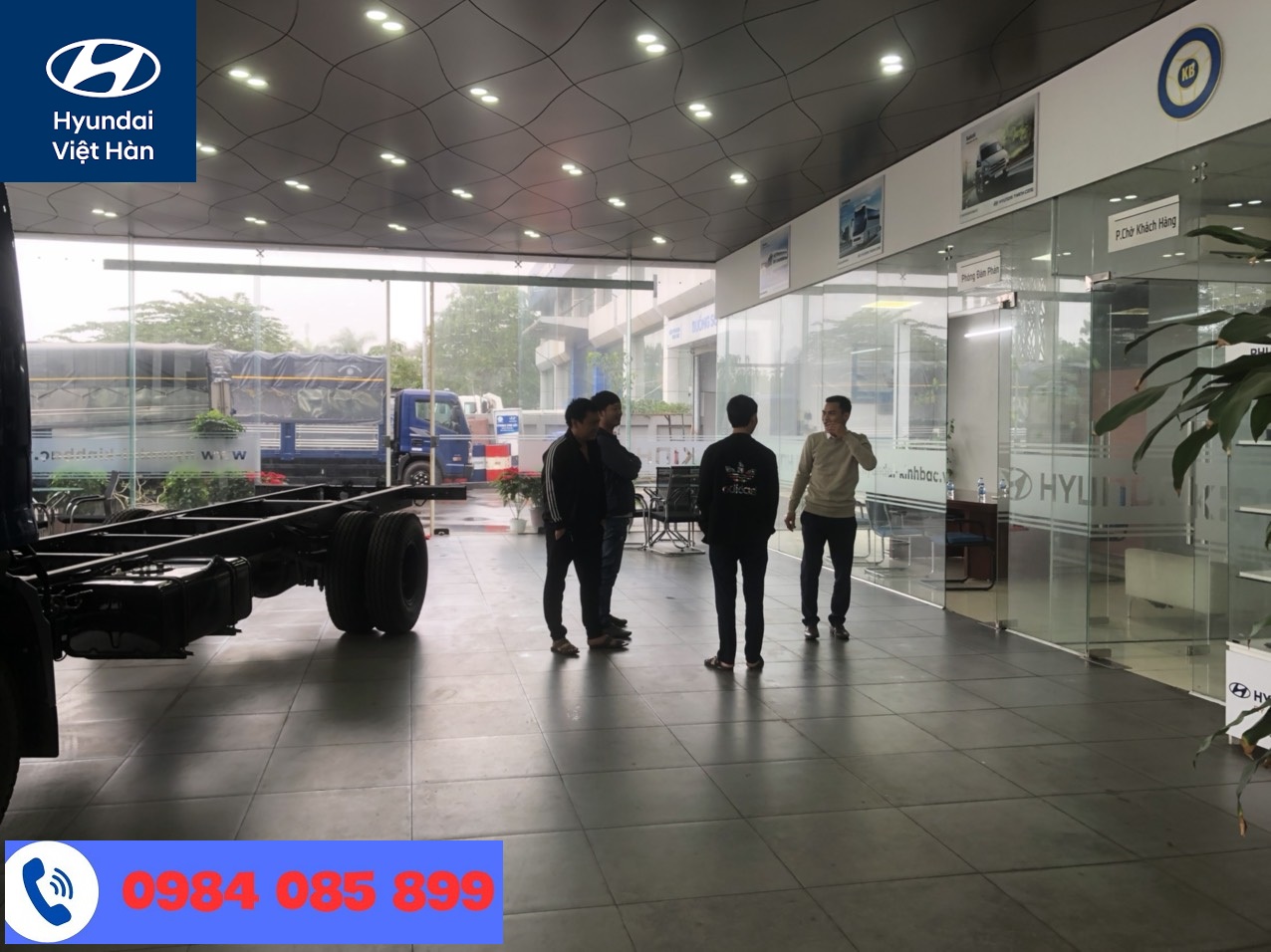 Khách mua xe tải Hyundai ở Phú Thọ