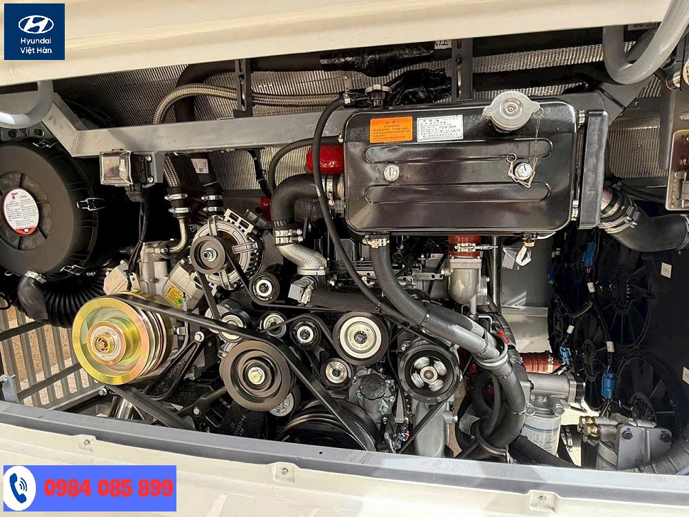 Khoang động cơ xe kim long 29 chỗ và 34 chỗ 