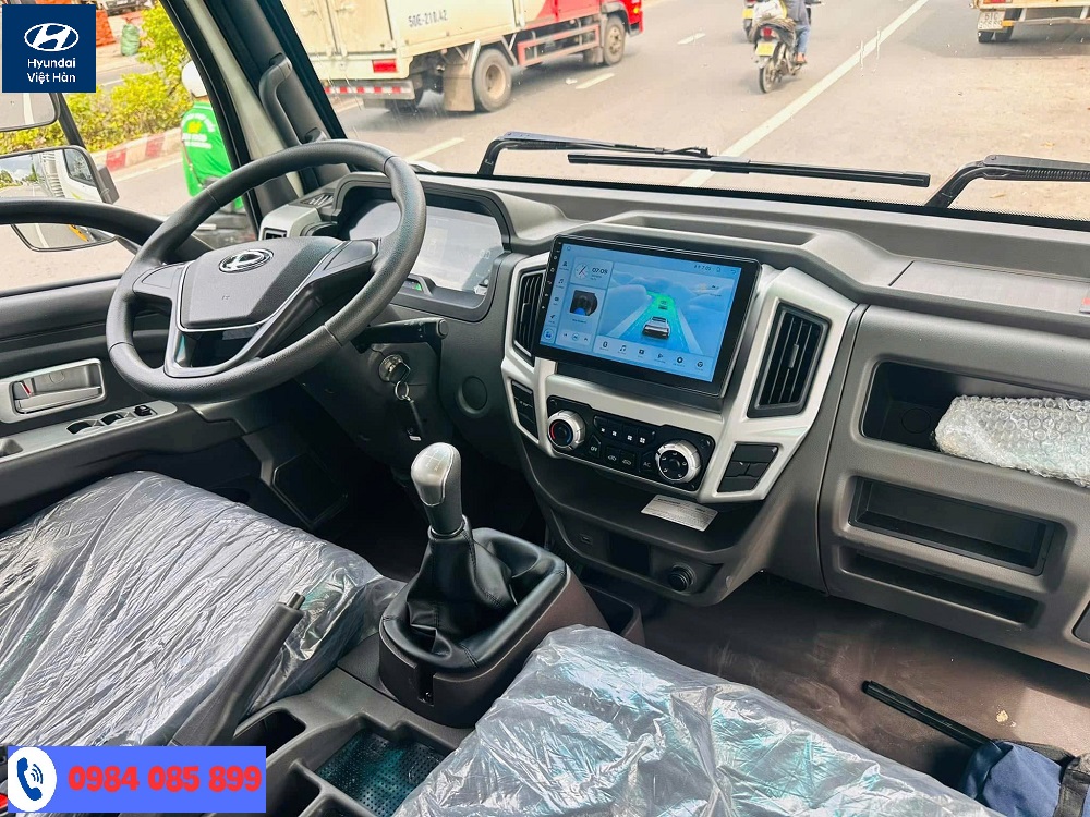 Khoang nội thất Teraco 345SL Plus sang trọng và tinh tế với đầy đủ tiêu chí giải trí cao