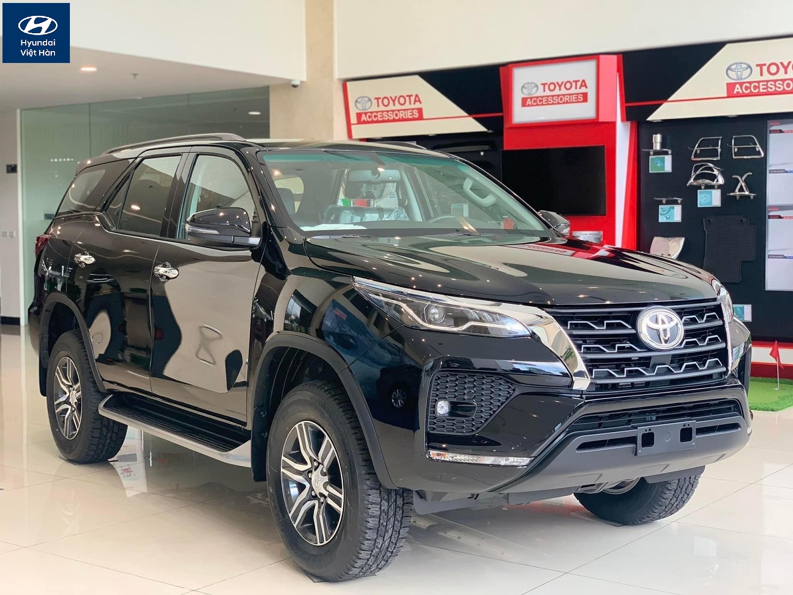 Mua bán xe ô tô Toyota Fortuner cũ ở Hà Nội