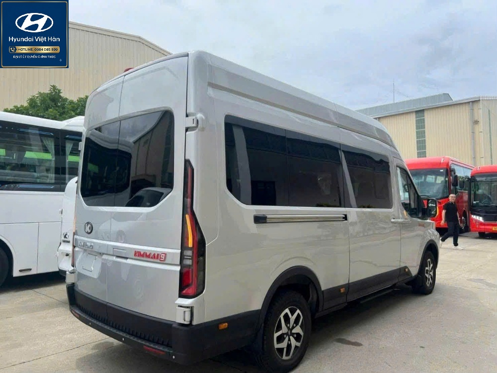 Phần đuôi xe 16 chỗ Kim Mai 9