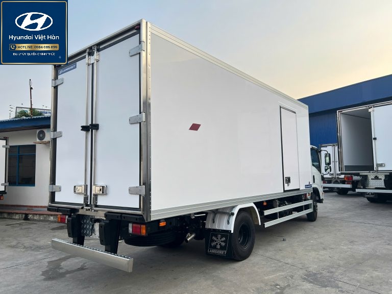 Thùng đông lạnh Lamberet Isuzu 5 tấn