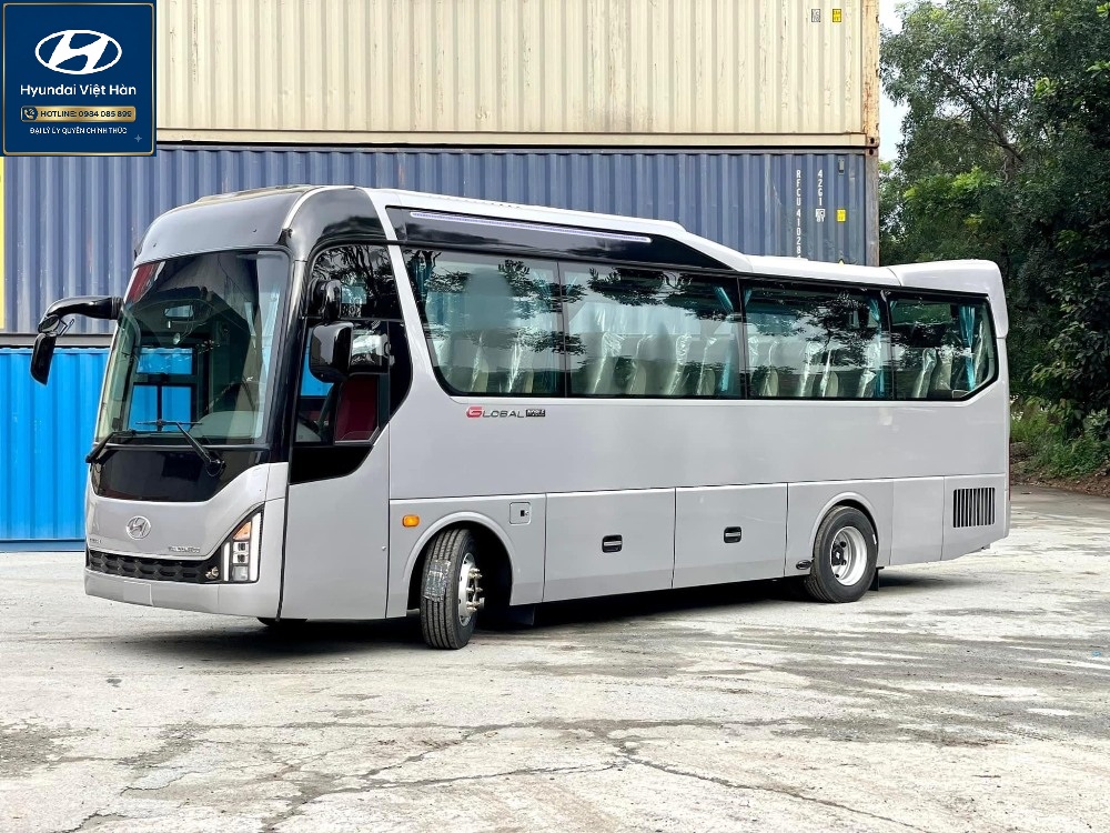 Hình ảnh 34 chỗ Tracomeco Global 