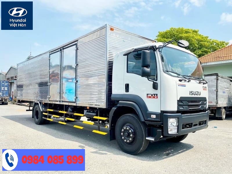 Xe tải 8 tấn ISUZU FRV 900