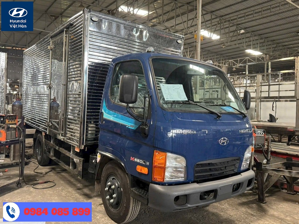 Xe tải Hyundai N650L E thùng kín
