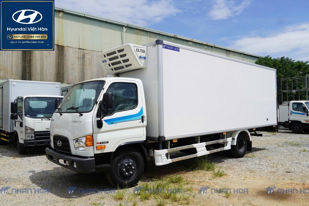 Hình ảnh xe tải Hyundai W11XL Thùng Đông Lạnh Nhân Hòa Auto