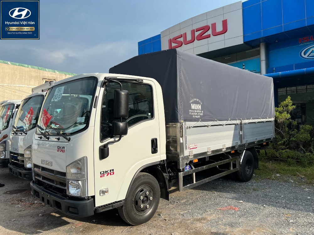 Xe tải Isuzu QKR 270 Thùng Bạt