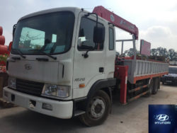 XE TẢI HYUNDAI HD210 13.5 TẤN GẮN CẨU UNIC UR-V554