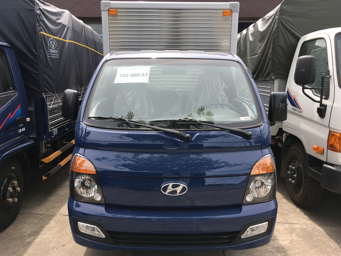 Hyundai Porter 150 thùng kín inox