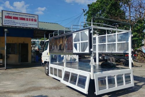 HYUNDAI N250 THÙNG MUI BẠT 2.5 TẤN