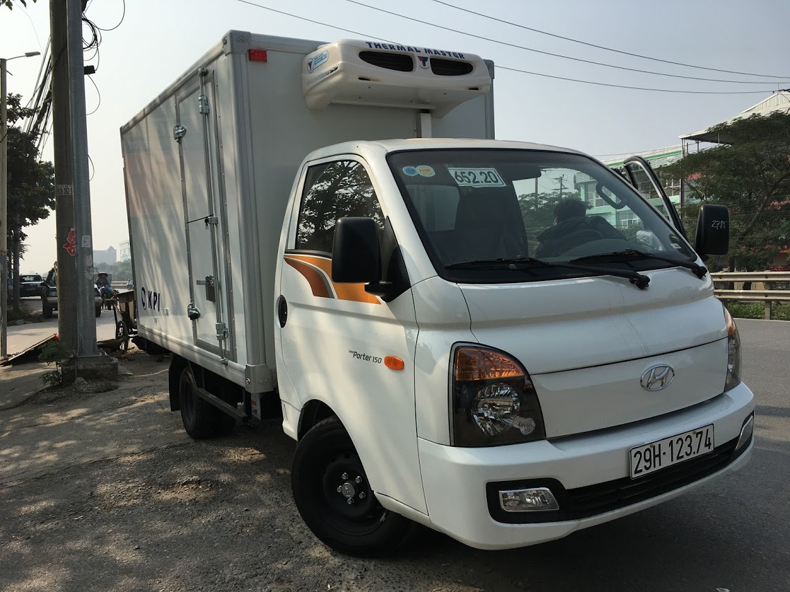 Hyundai porter 150 1,5 tấn thùng đông lạnh