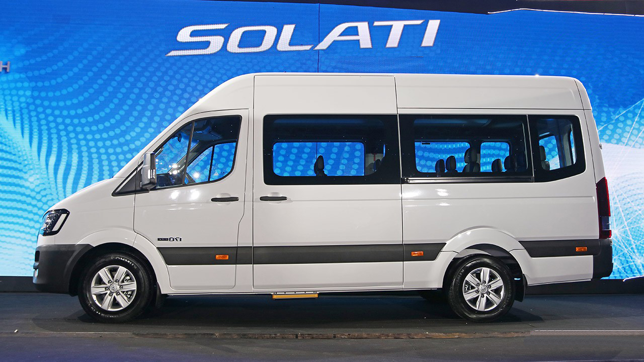 Xe khách 16 chỗ Hyundai Solati