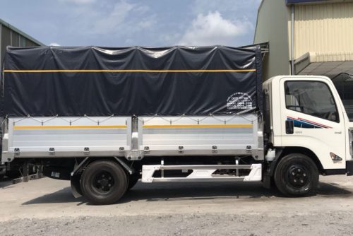 Xe tải IZ65 thùng mui bạt 3.5 tấn