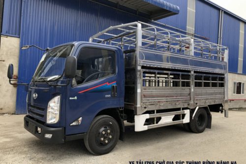 Xe tải IZ65 thùng chở gia súc lợn heo