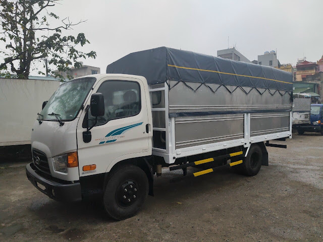 Xe tải 3.5 tấn Hyundai 75S thùng bạt