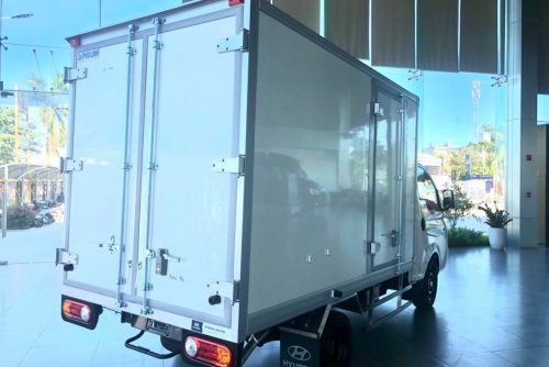 Hyundai H150 thùng đông lạnh tải trọng 1 tấn