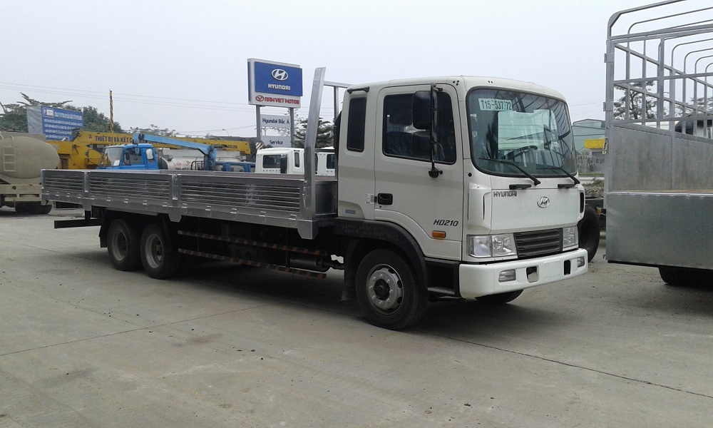 Bán phụ tùng xe tải 15 tấn Hyundai HD240