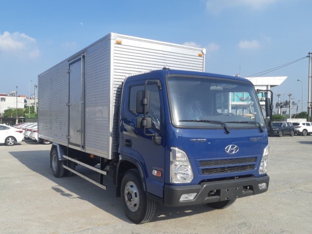 Hyundai EX8 GTL thùng kín