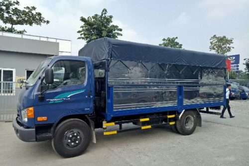 Hyundai 110SP thùng mui bạt 7 tấn