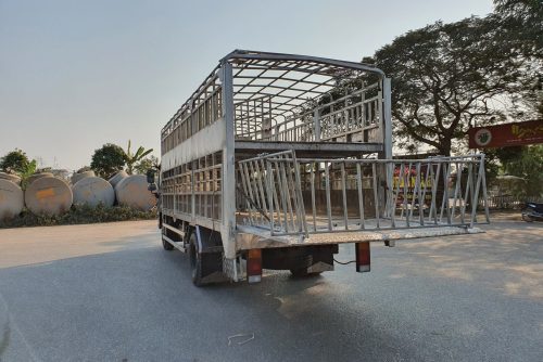 Xe chở gia súc 7 tấn Hyundai EX8