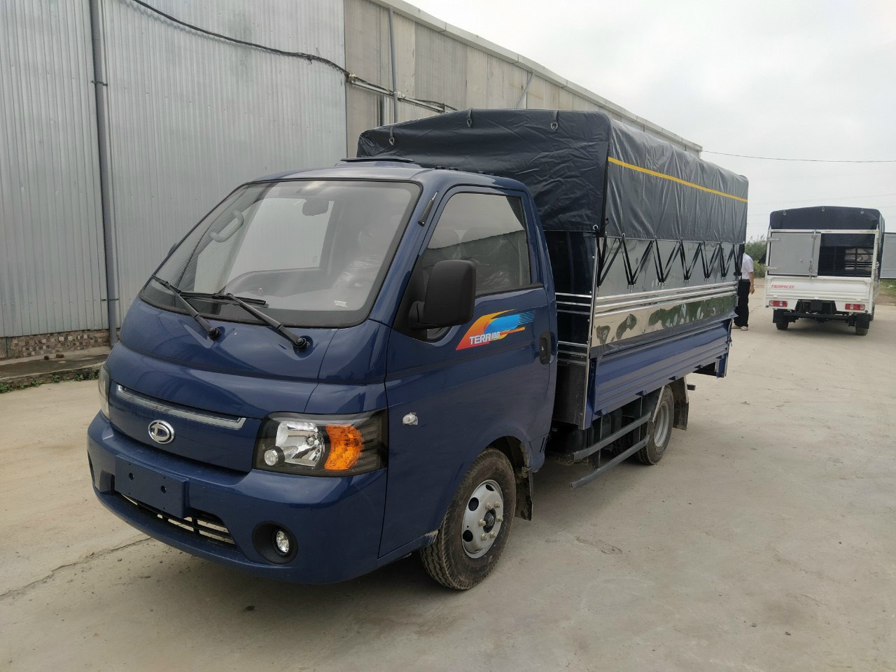 Xe tải Tera 180 tải trọng 1.8 tấn