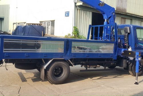 Xe tải gắn cẩu 3 tấn Hyundai 110SP