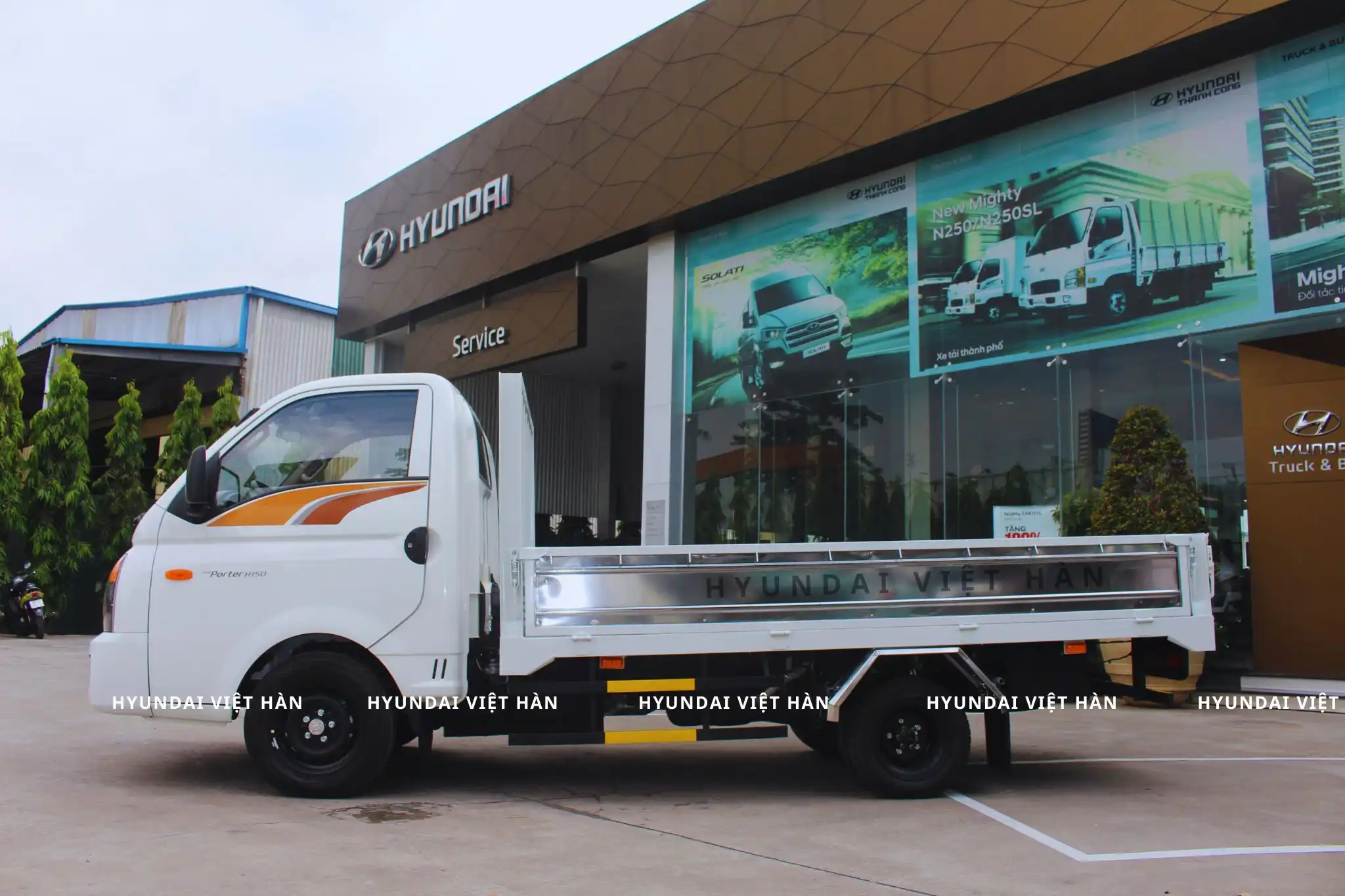 Ưu đãi giá xe Hyundai H150 rẻ nhất thị trường