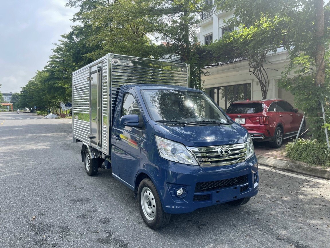 Giá xe tải Teraco 100 thùng kín
