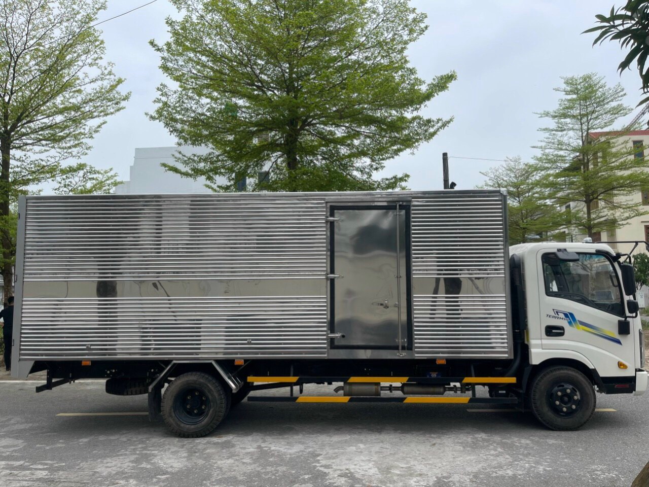 Xe tải Tera 345SL thùng kín