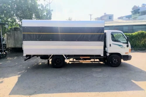 XE TẢI HYUNDAI 75S TẬP LÁI