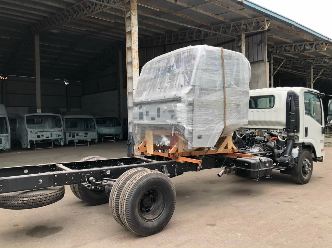 Mua bán cabin xe tải mới giá rẻ